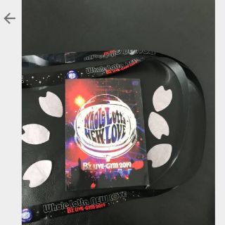 B'z 2019 -Whole Lotta NEW LOVE DVD　花びら　銀(ミュージック)