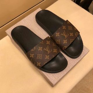 ルイヴィトン(LOUIS VUITTON)のlouis vuitton サンダル(サンダル)