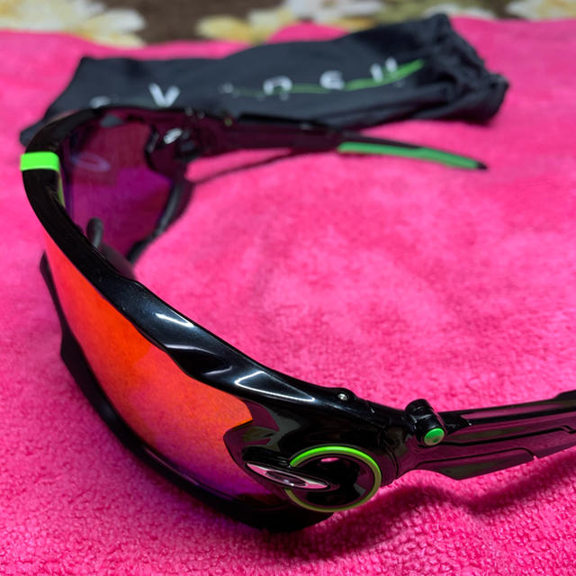 Oakley(オークリー)のOAKLEY JAWBREAKER CAVENDISH MODEL スポーツ/アウトドアの自転車(ウエア)の商品写真