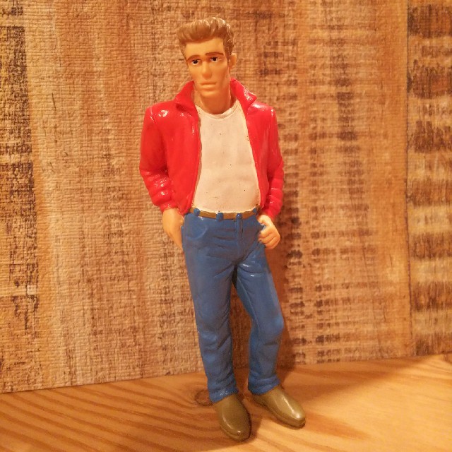 ジェームズ・ディーン フィギュアの通販 by こももshop|ラクマ ジェームズ・ディーン フィギュアの通販 by こももshop|ラクマ