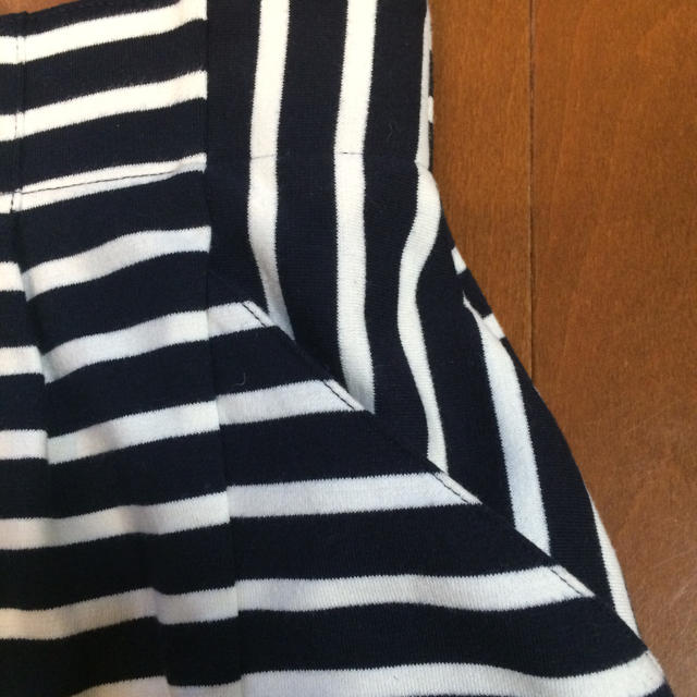 E hyphen world gallery(イーハイフンワールドギャラリー)のボーダータイトスカート レディースのスカート(ひざ丈スカート)の商品写真