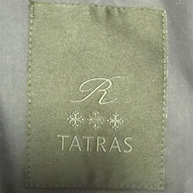 TATRAS(タトラス)のタトラスRネイビースプリングコートモンクレールヘルノカナダグース レディースのジャケット/アウター(スプリングコート)の商品写真