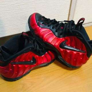 ナイキ(NIKE)のNike foamposite university red 27.5(スニーカー)