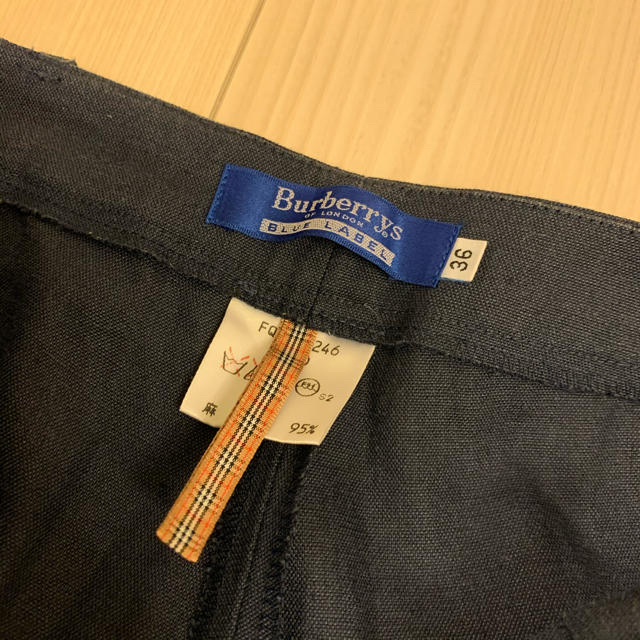 BURBERRY BLUE LABEL(バーバリーブルーレーベル)の専用ですバーバリーブルーレーベル　パンツスーツ レディースのフォーマル/ドレス(スーツ)の商品写真