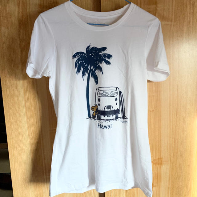 SNOOPY(スヌーピー)の新品＊Moni honolulu 日焼けスヌーピーTシャツ レディースのトップス(Tシャツ(半袖/袖なし))の商品写真