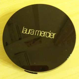 ローラメルシエ(laura mercier)のローラメルシエ　スムースフィニッシュファンデーションパウダー(ファンデーション)