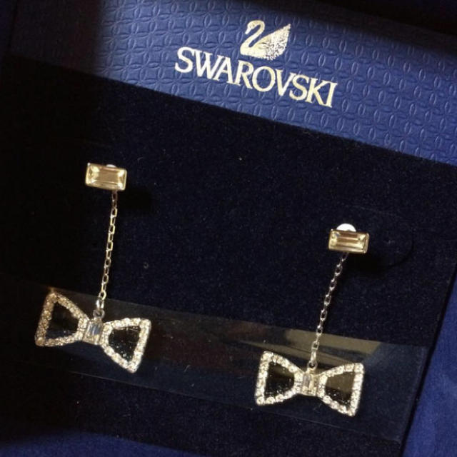 SWAROVSKI(スワロフスキー)の★いこにゃんさん専用★SWAROVSKI レディースのアクセサリー(ピアス)の商品写真