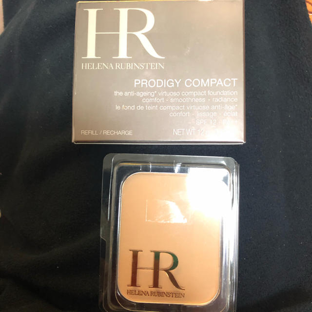 HELENA RUBINSTEIN(ヘレナルビンスタイン)のヘレナルビンスタイン  プロディジーコンパクト　02 ファンデーション コスメ/美容のベースメイク/化粧品(ファンデーション)の商品写真