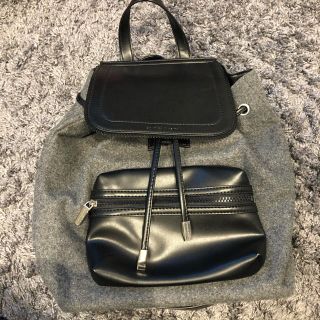 チャールズアンドキース(Charles and Keith)のCHARLES&KEITH チャールズアンドキース　リュック(リュック/バックパック)