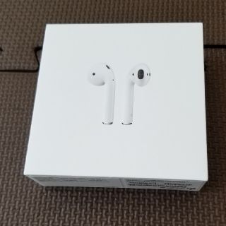 AirPods with Charging Case 第2世代 MV7N2J/A(ヘッドフォン/イヤフォン)