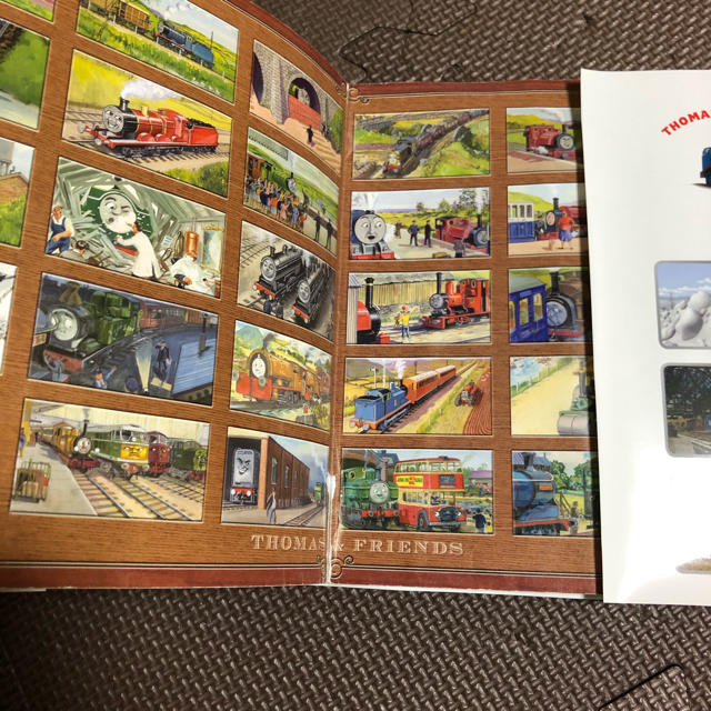 機関車トーマス　大図鑑　　きかんしゃトーマス エンタメ/ホビーの本(絵本/児童書)の商品写真