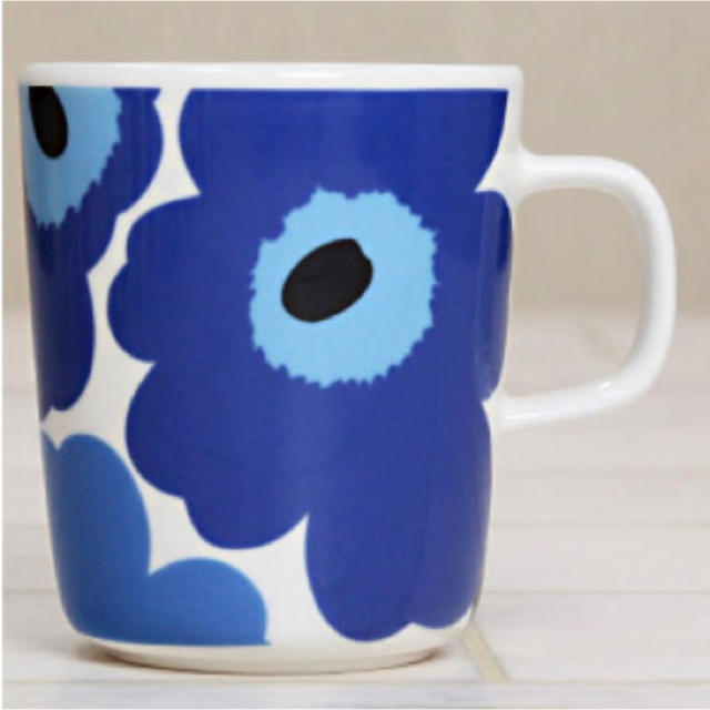 marimekko(マリメッコ)のmarimekko マグカップ インテリア/住まい/日用品のキッチン/食器(グラス/カップ)の商品写真