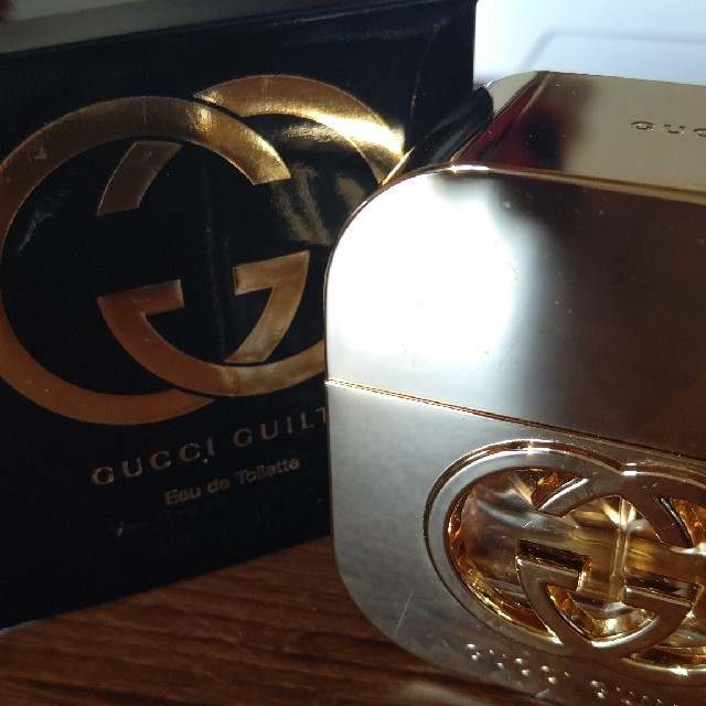 Gucci(グッチ)のたーたん様専用　GUTTI GUILTY30ml  コスメ/美容の香水(香水(女性用))の商品写真