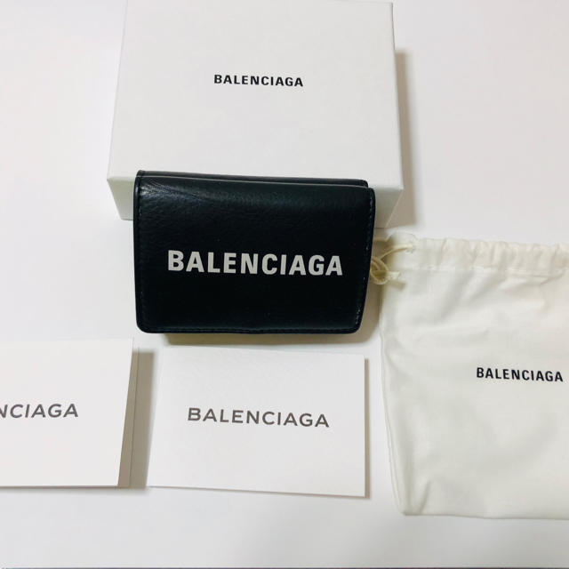 バレンシアガ　BALENCIAGA エブリデイ　財布