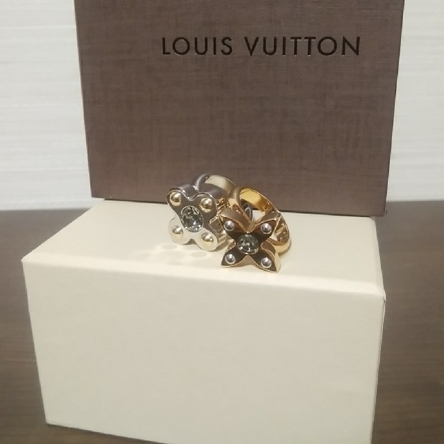 LOUIS VUITTON(ルイヴィトン)のルイヴィトン バーグ・ラブレターズ リング レディースのアクセサリー(リング(指輪))の商品写真