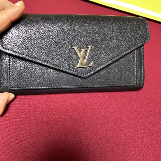 ルイヴィトン ロックミー長財布 - 長財布