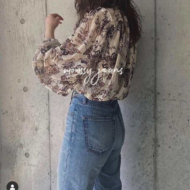 moussy  ペイズリー柄　ブラウス　新作　春服　アイボリー　ホワイト　白 2