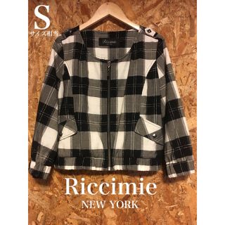 リッチミーニューヨーク(Riccimie New York)のRiccimie NEW  YORK ノーカラージャケット 白×黒(ノーカラージャケット)