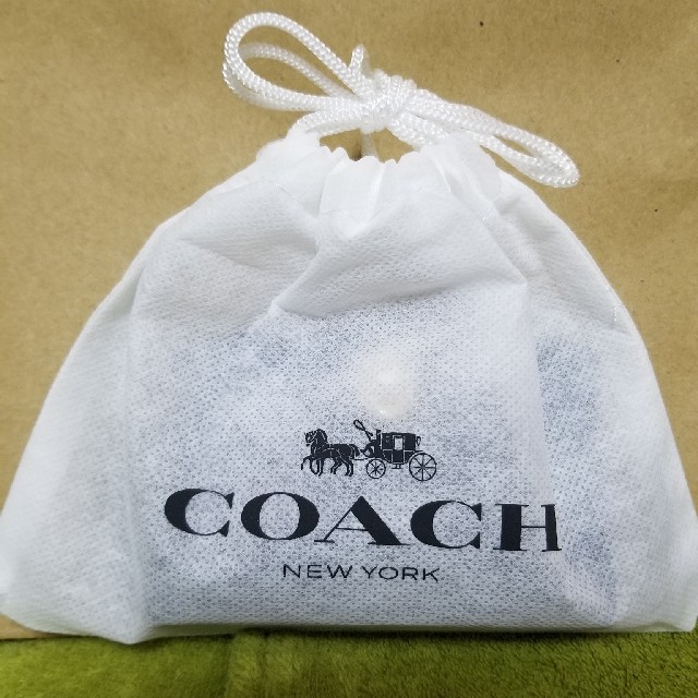 COACH(コーチ)のCOACH 101匹わんちゃん レディースのファッション小物(名刺入れ/定期入れ)の商品写真