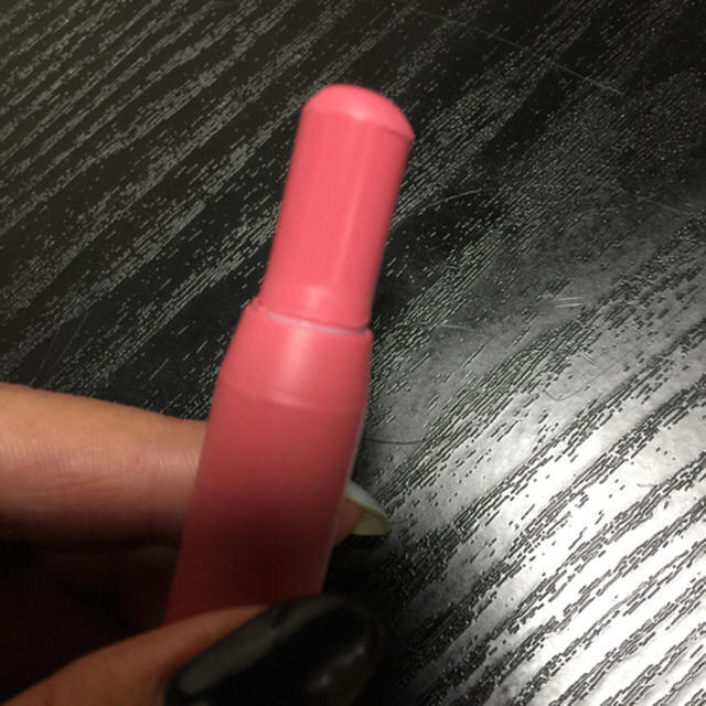 REVLON(レブロン)のレブロン♡マットバーム クレヨンリップ コスメ/美容のベースメイク/化粧品(口紅)の商品写真