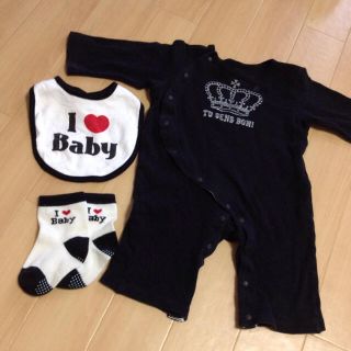 黒長袖ロンパース＋I♡Babyスタイ(ロンパース)