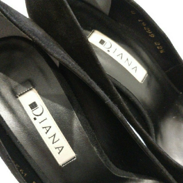 DIANA(ダイアナ)のDIANA ダイアナ ポインテッドトゥ ピンヒール ハイヒール パンプス 美品☆ レディースの靴/シューズ(ハイヒール/パンプス)の商品写真