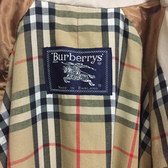 BURBERRY(バーバリー)のii様購入品　Burberry ステンカラーコート 英国製 ノバチェック レディースのジャケット/アウター(ロングコート)の商品写真