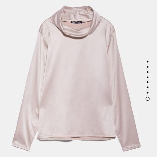 ザラ(ZARA)のZARA 新品　サテントップス(カットソー(長袖/七分))