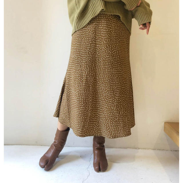 TODAYFUL(トゥデイフル)のtodayful⭐︎dot flare skirt レディースのスカート(ロングスカート)の商品写真