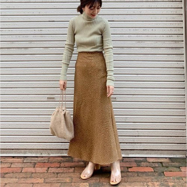 TODAYFUL(トゥデイフル)のtodayful⭐︎dot flare skirt レディースのスカート(ロングスカート)の商品写真