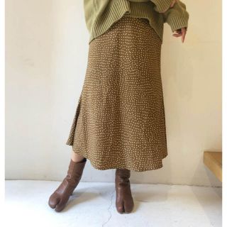 トゥデイフル(TODAYFUL)のtodayful⭐︎dot flare skirt(ロングスカート)