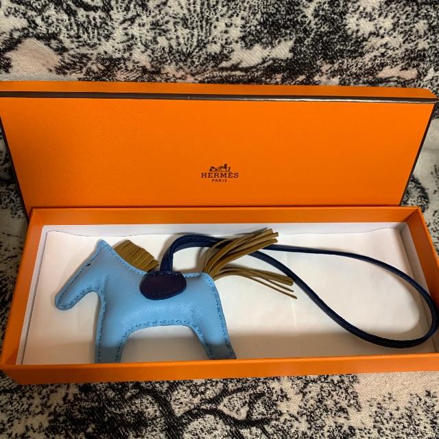 Hermes - 新品 エルメス ロデオ チャーム 馬 HERMES PMの通販 by しまちゃん's shop｜エルメスならラクマ