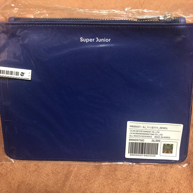 SUPER JUNIOR(スーパージュニア)のSUPER JUNIOR ポーチ エンタメ/ホビーのタレントグッズ(その他)の商品写真