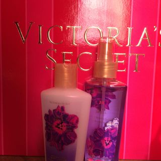 ヴィクトリアズシークレット(Victoria's Secret)のvictoria's secret(ボディクリーム)