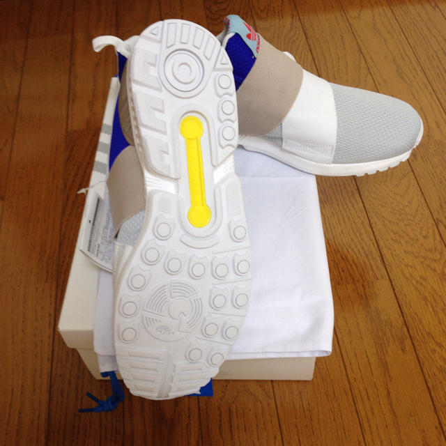 adidas(アディダス)の伊坂幸太郎氏の作品をイメージ！adidas ZXFLUX slipon メンズの靴/シューズ(スニーカー)の商品写真