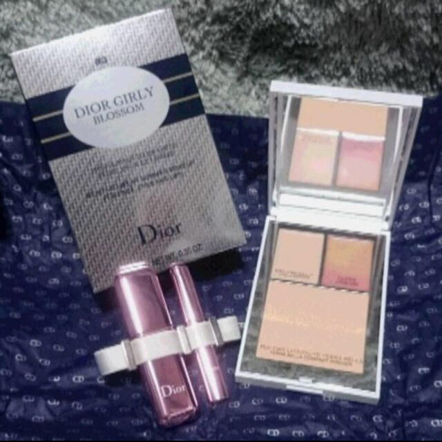 新品箱付き Dior ディオール 限定 ウルトラピンク