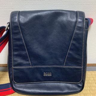 ヒューゴボス(HUGO BOSS)のヒューゴボス　ショルダーバッグ(ショルダーバッグ)