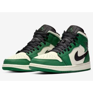 ナイキ(NIKE)のNIKE AIR JORDAN 1 MID PINE GREEN(スニーカー)