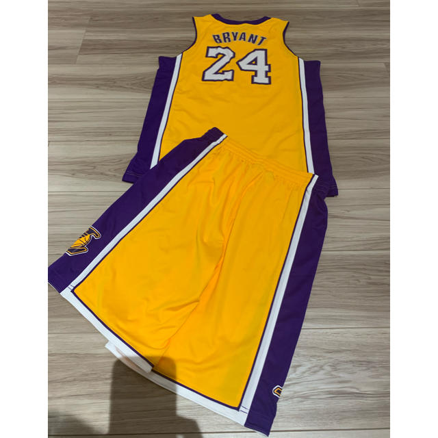 adidas(アディダス)のレイカーズ　ユニホーム　Lakers Kobe Bryant メンズのトップス(Tシャツ/カットソー(半袖/袖なし))の商品写真