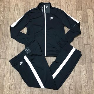 ナイキ(NIKE)の《新品未使用》ナイキ レディース ジャージ 上下 セットアップ XL(セット/コーデ)