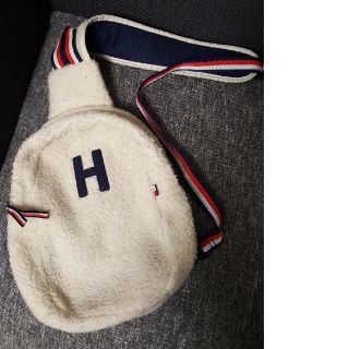 トミーヒルフィガー(TOMMY HILFIGER)のTommy Hilfiger ボディーバッグ(ボディーバッグ)