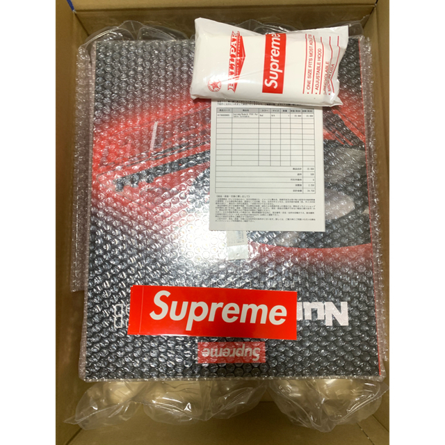 SUPREME Numark PT01 Portable Turntableのサムネイル