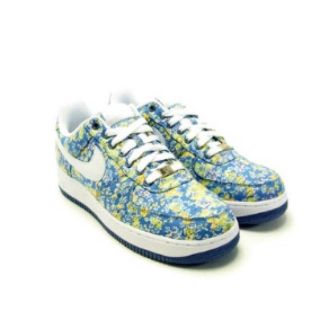 ナイキ(NIKE)のNIKE WMNS AIR FORCE 1 PREMIUM'07 LE(スニーカー)