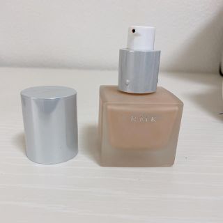 アールエムケー(RMK)のRMK リクイドファンデーション　103 30ml(ファンデーション)