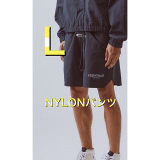 フィアオブゴッド(FEAR OF GOD)のFOG Essentials エッセンシャルズ　ナイロン　ハーフパンツ L(ショートパンツ)