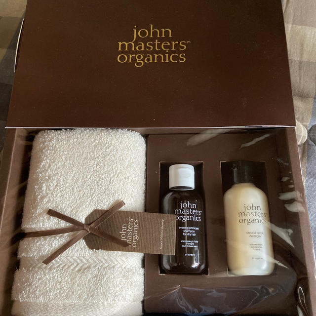 John Masters Organics(ジョンマスターオーガニック)の遊星歯車様John masters organics シャンプーコンディショナー コスメ/美容のヘアケア/スタイリング(シャンプー/コンディショナーセット)の商品写真