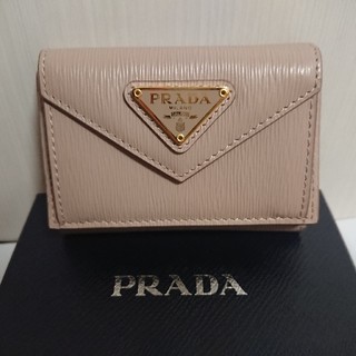 プラダ(PRADA)の【新品・箱付き】PRADA プラダ 三つ折り財布(財布)