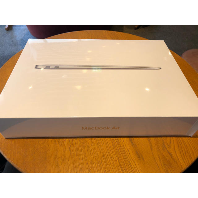 MacBook AIR 新品未開封レシート付き　MVFK2J/A シルバー