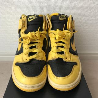 ナイキ(NIKE)のNIKE DUNK HI 復刻　黄×黒　ナイキ　ダンク(スニーカー)