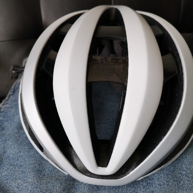 GIRO(ジロ)のGIRO ジロ　ロードバイクヘルメット　aether mips Lサイズ スポーツ/アウトドアの自転車(パーツ)の商品写真